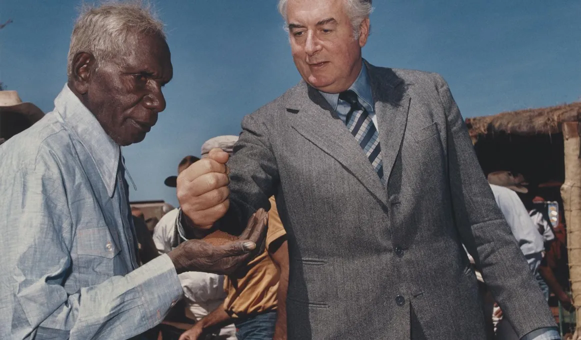 Prime Minister Gough Whitlam and Gurindji Leader Vincent Lingiari, Photo credit: Mervyn Bishop