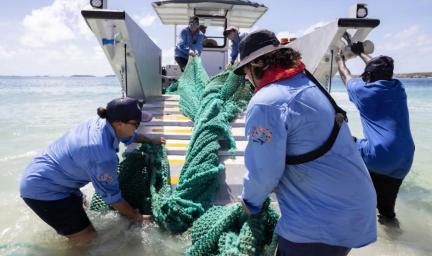 Anindilyakwa Land and Sea Rangers in action